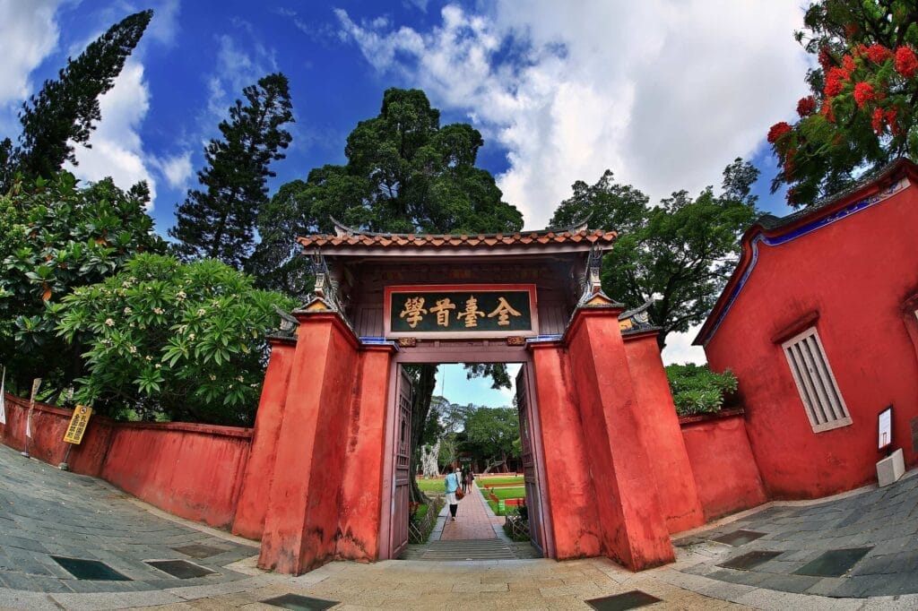 Taiwan Tainan 臺南孔廟 7 Romaingnow